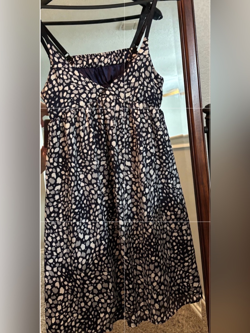 100% Silk  V-Neck Strappy Lined Baby Doll Dress Size M